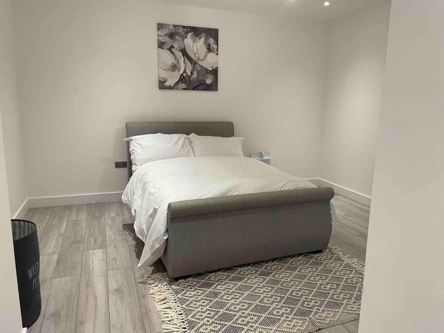 Stylish And Cosy 2 Bedroom Flat In Croydon Exterior photo