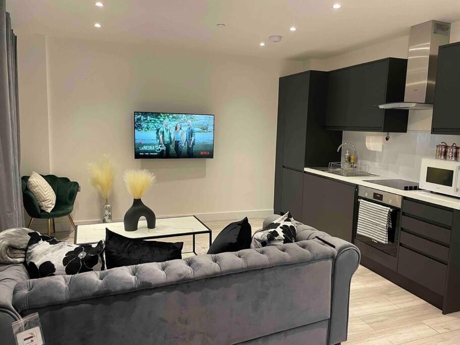 Stylish And Cosy 2 Bedroom Flat In Croydon Exterior photo