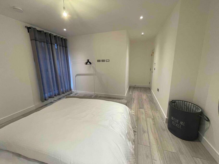 Stylish And Cosy 2 Bedroom Flat In Croydon Exterior photo